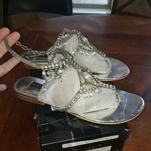 Steven by Steve Madden Durba sandals in Silver Paris Size 8.5